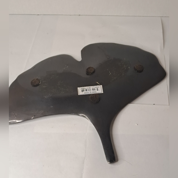 Metal Gingko Leaf Tray Dish - Picture 4 of 8